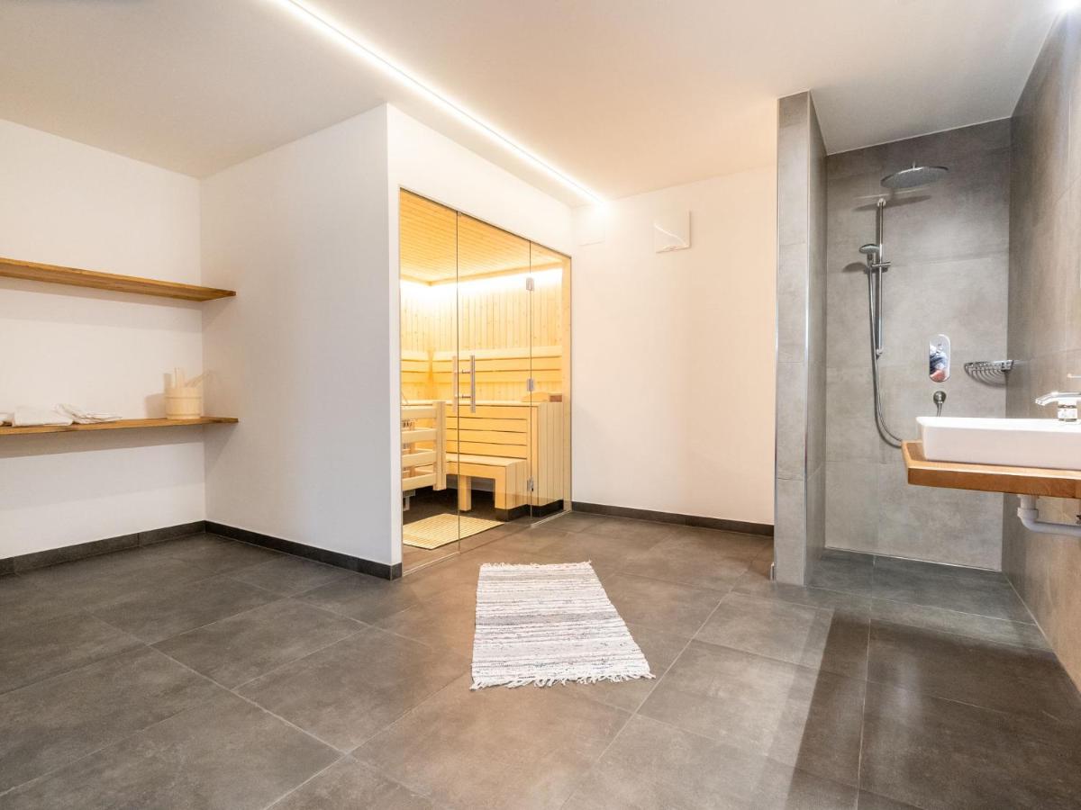 Luxury Chalet In Bad Hofgastein With Sauna Екстер'єр фото
